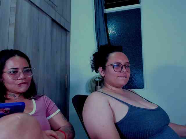 MABELANDDANNY webcam