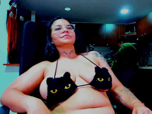 MABELANDDANNY webcam