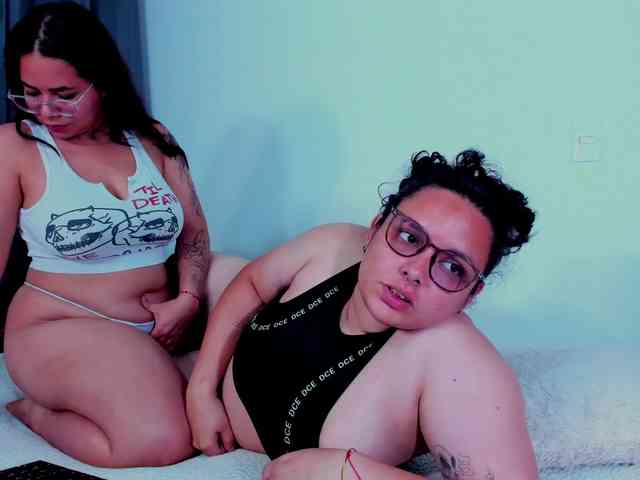 MABELANDDANNY webcam