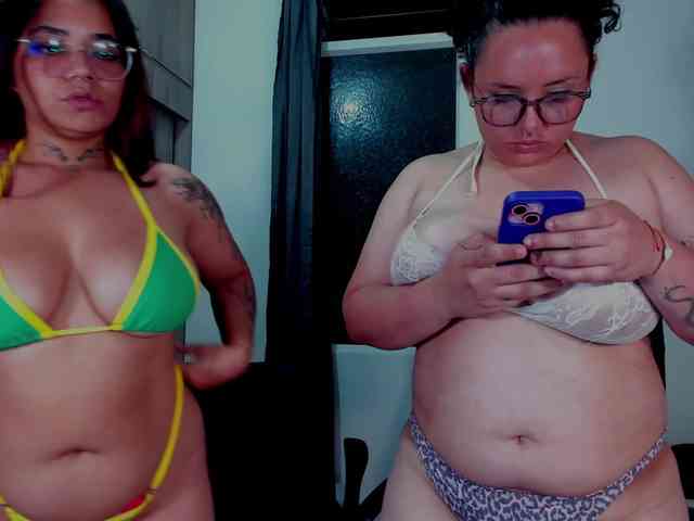 MABELANDDANNY webcam