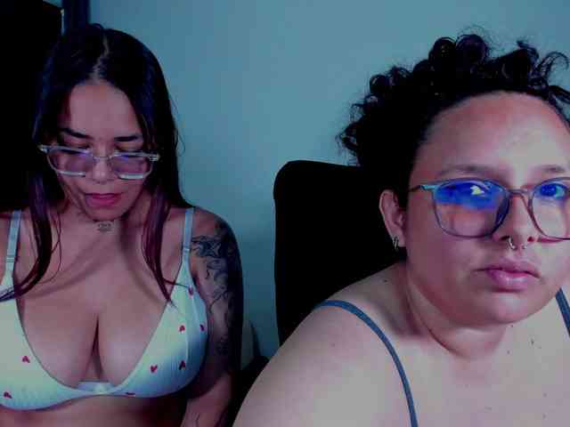 MABELANDDANNY webcam