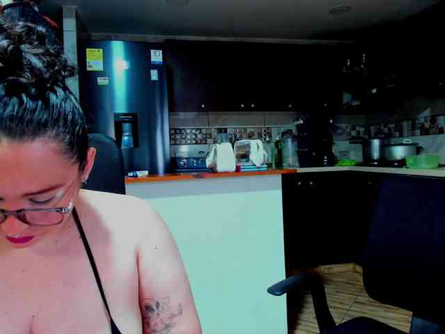 MABELANDDANNY webcam