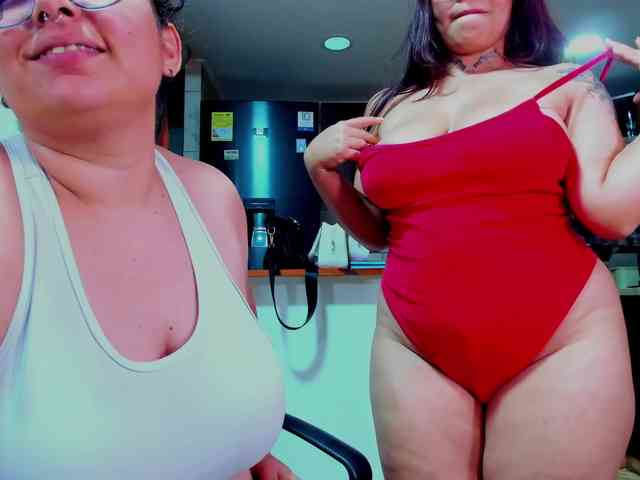 MABELANDDANNY webcam