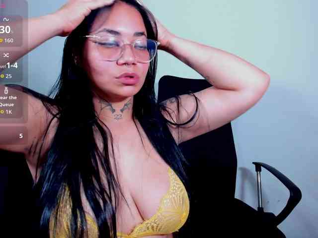 MABELANDDANNY webcam