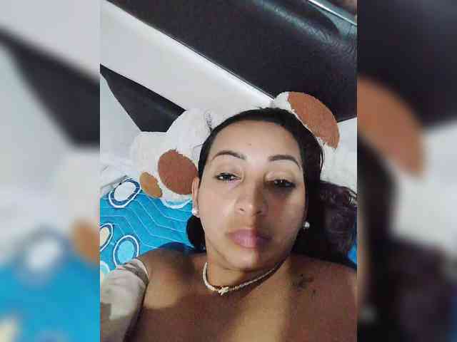 Mia-Pink webcam