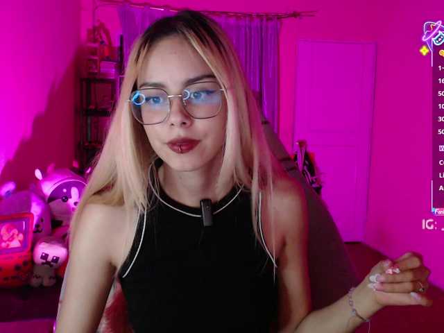 7Hana7's BongaCams show and profile