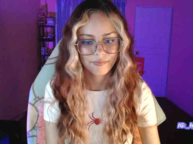 7Hana7 webcam