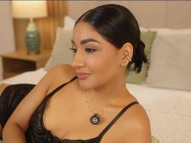 LisaBell webcam