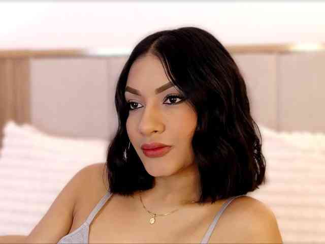 LisaBell webcam