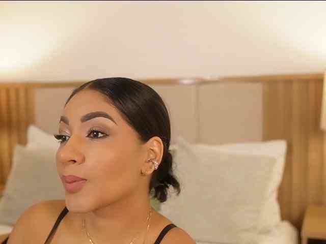 LisaBell webcam