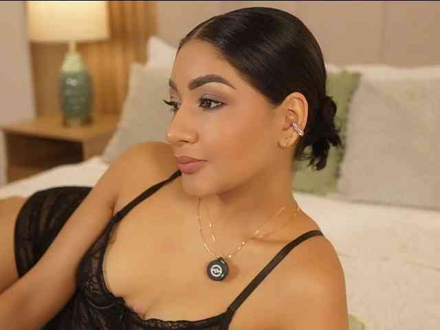 LisaBell webcam