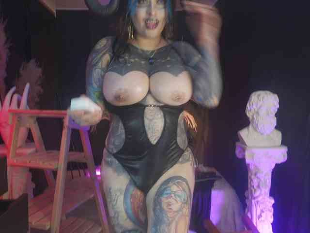 Angelacianuro webcam