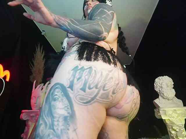 Angelacianuro webcam