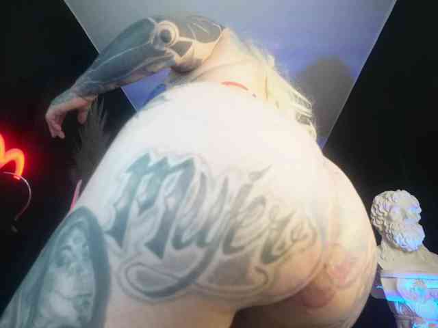 Angelacianuro webcam