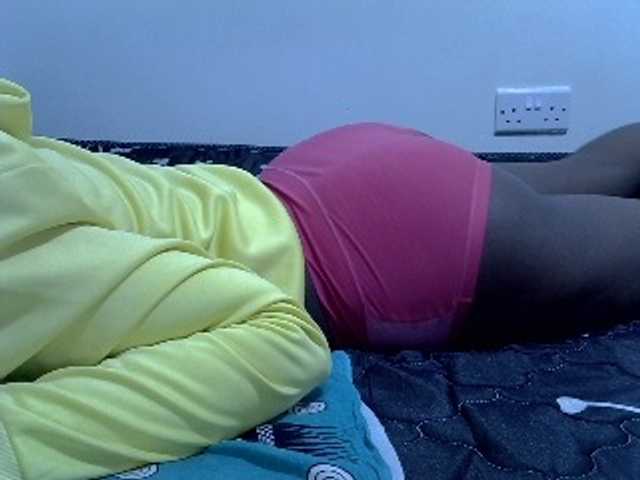 Hotberry's BongaCams show and profile