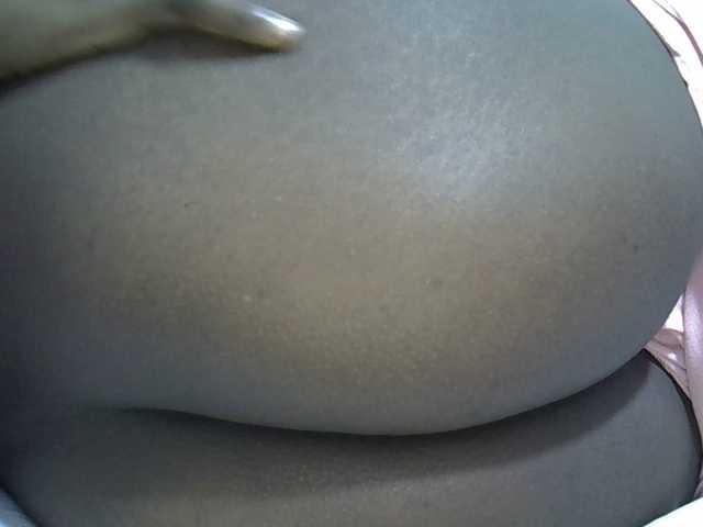 Hotberry's BongaCams show and profile