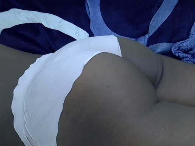 Hotberry's BongaCams show and profile