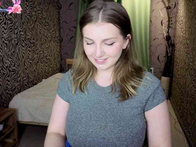 LoveKissBit webcam