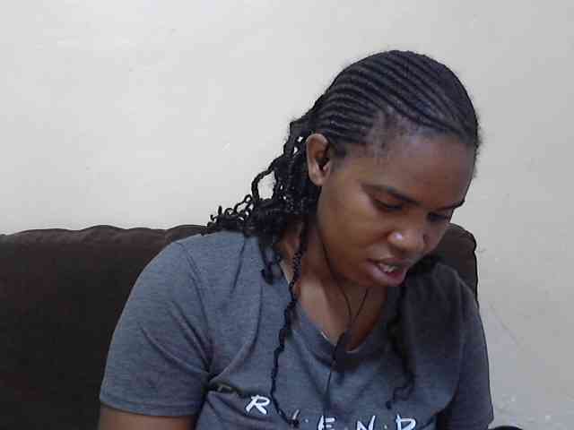 Sexydoll002 webcam