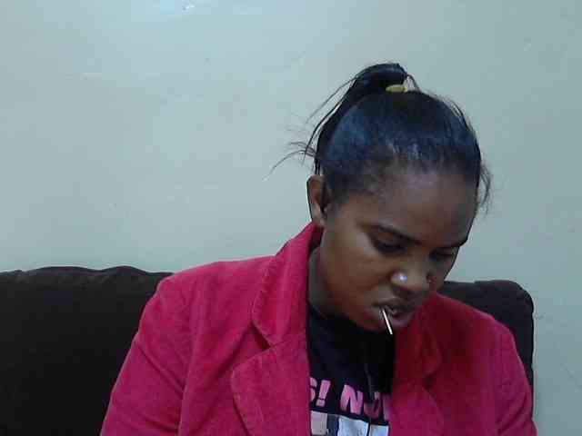 Sexydoll002 webcam