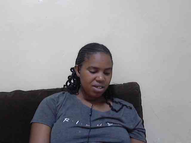 Sexydoll002 webcam