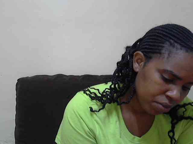 Sexydoll002 webcam