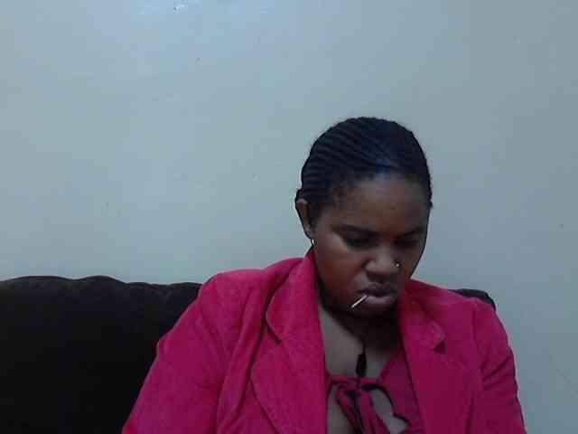 Sexydoll002 webcam