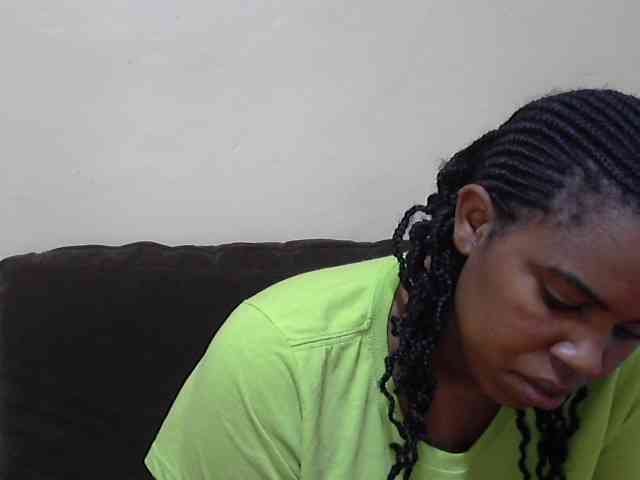 Sexydoll002 webcam
