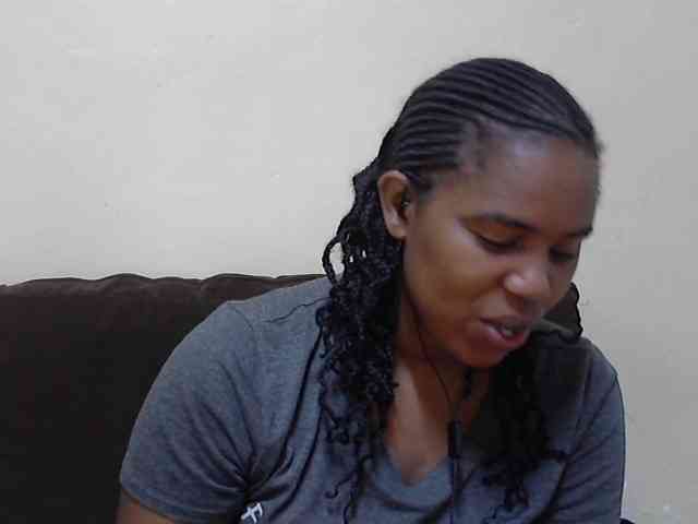 Sexydoll002 webcam