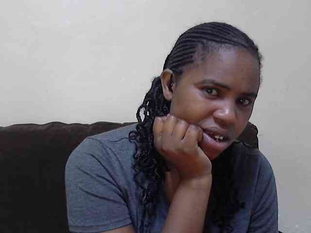 Sexydoll002 webcam