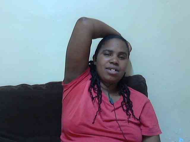 Sexydoll002 webcam