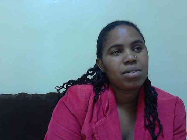 Sexydoll002 webcam