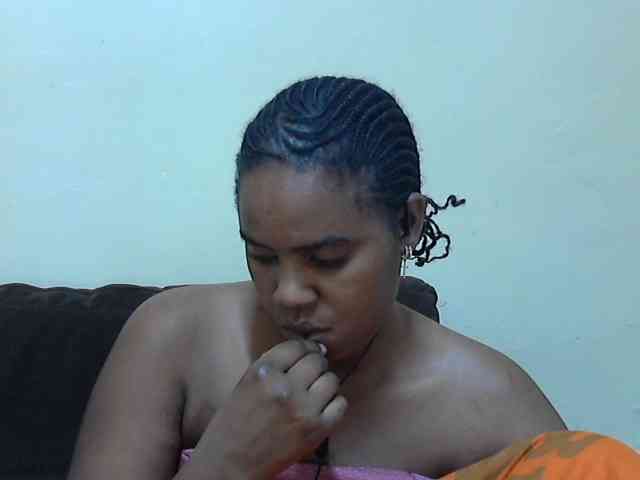 Sexydoll002 webcam