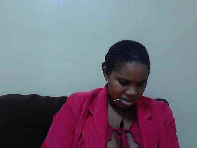 Sexydoll002 webcam