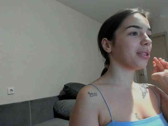 D11sney webcam