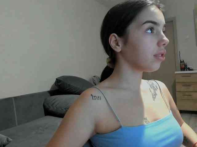 D11sney webcam