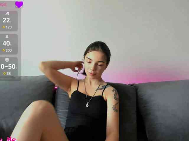 Alisasskiss Live Webcam on BongaCams