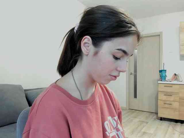 live video chat Alisasskiss
