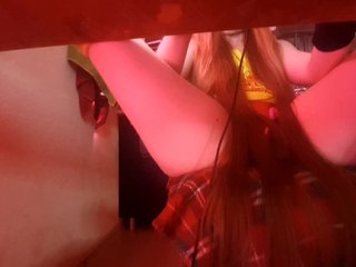 Moon-shy Porn Show