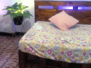 Yeseniaa25 Porn Show