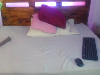 Yeseniaa25 Porn Show