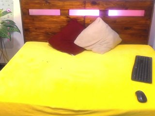 Yeseniaa25 Porn Show