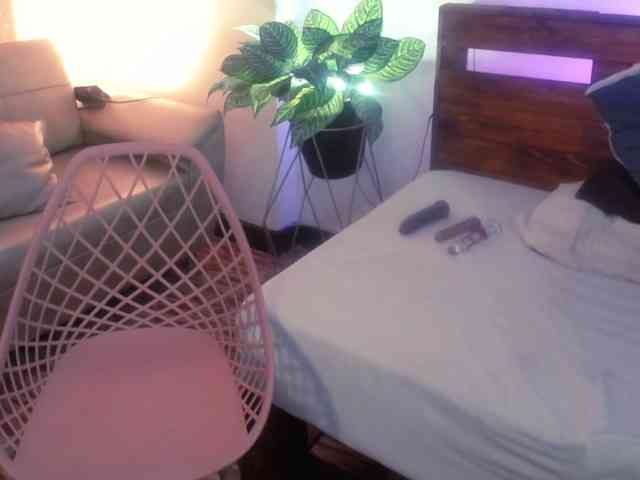 Yeseniaa25 Yeseniaa25