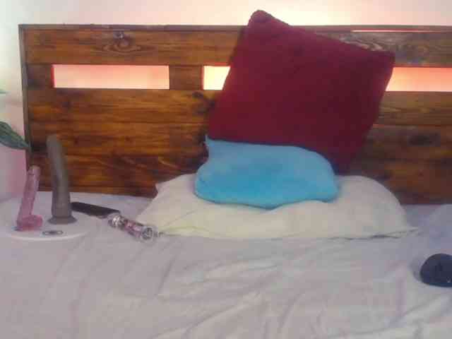 Yeseniaa25 webcam
