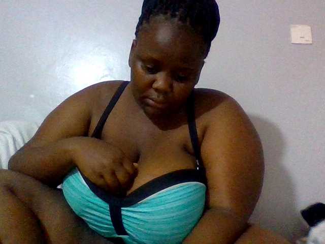 Bursty-Monique webcam