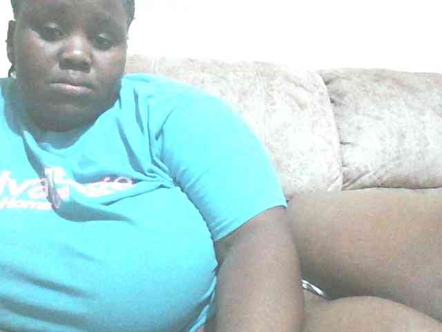 Bursty-Monique webcam