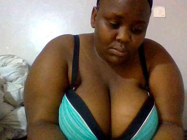 Bursty-Monique webcam