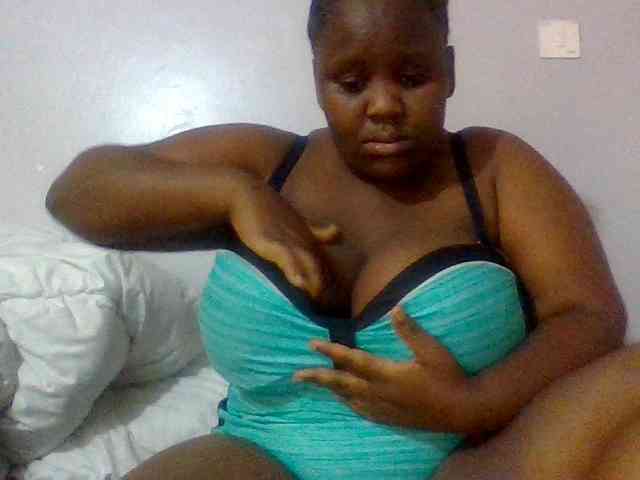 Bursty-Monique webcam