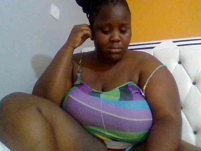 Bursty-Monique webcam