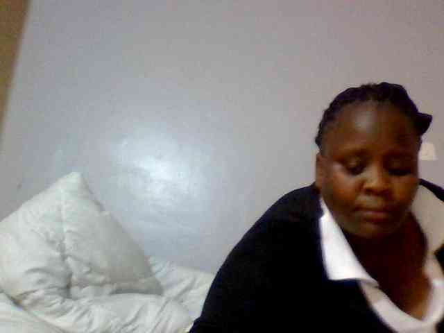 Bursty-Monique webcam